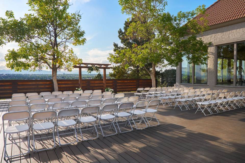 Outdoor ceremony