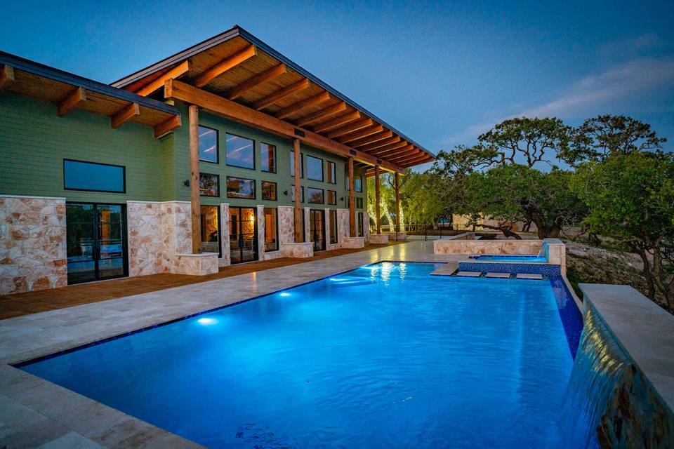 Artemis-ranch-retreat-stay-accommodations-swimming-pool-sunsets-sunrises-wildly-relaxing-16.jpg