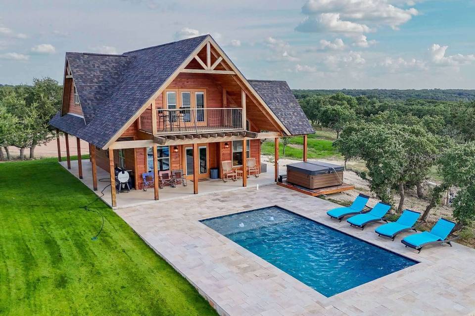 Artemis-ranch-retreat-stay-accommodations-swimming-pool-sunsets-sunrises-wildly-relaxing-9.jpg