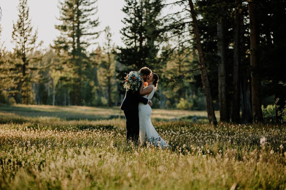 Mountain Wedding - Josiah Hassler Photography
