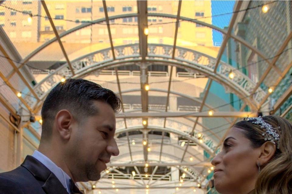 SizedCourtyardCoupleUpview.jpg