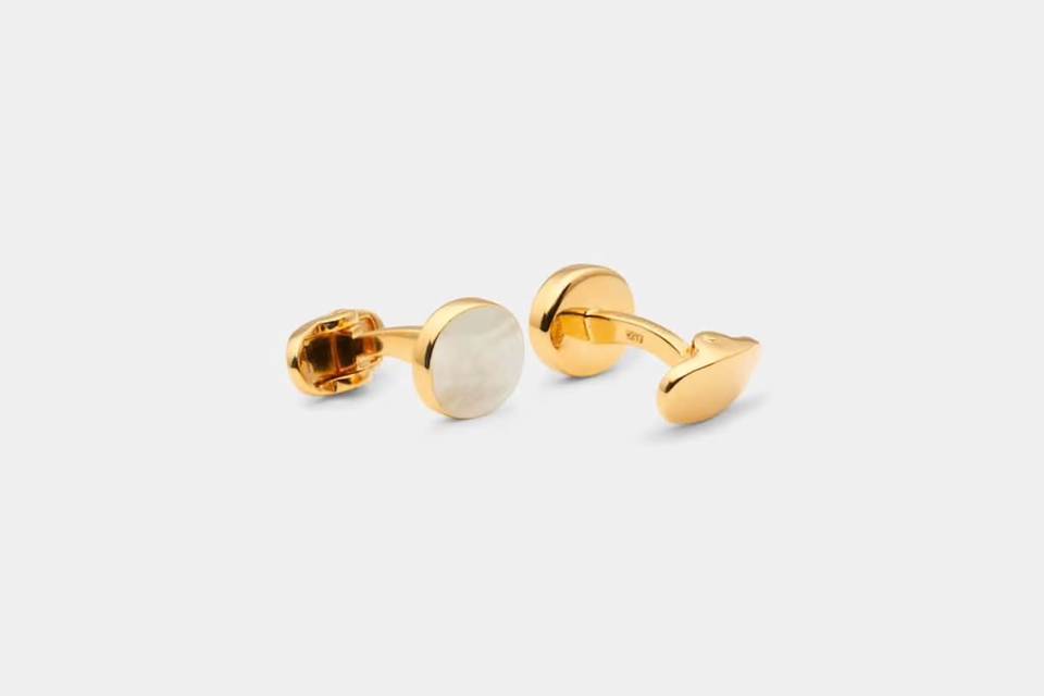 Cuff links