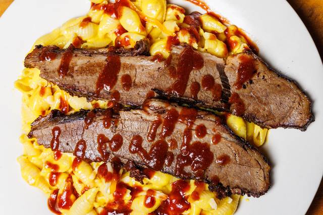 Brisket Mac n Cheese 2.jpg