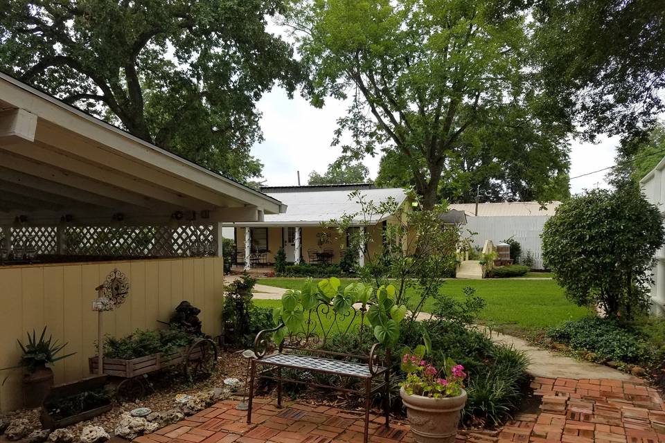Gibbs Street Manor