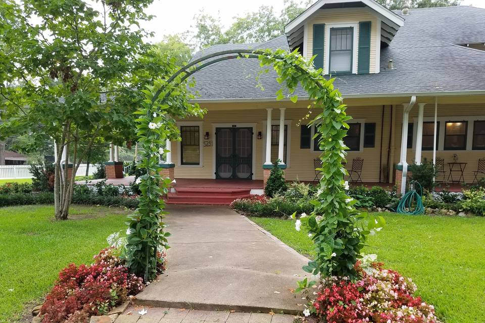 Gibbs Street Manor