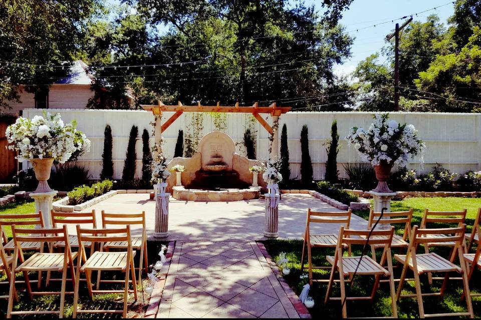Gibbs Street Manor
