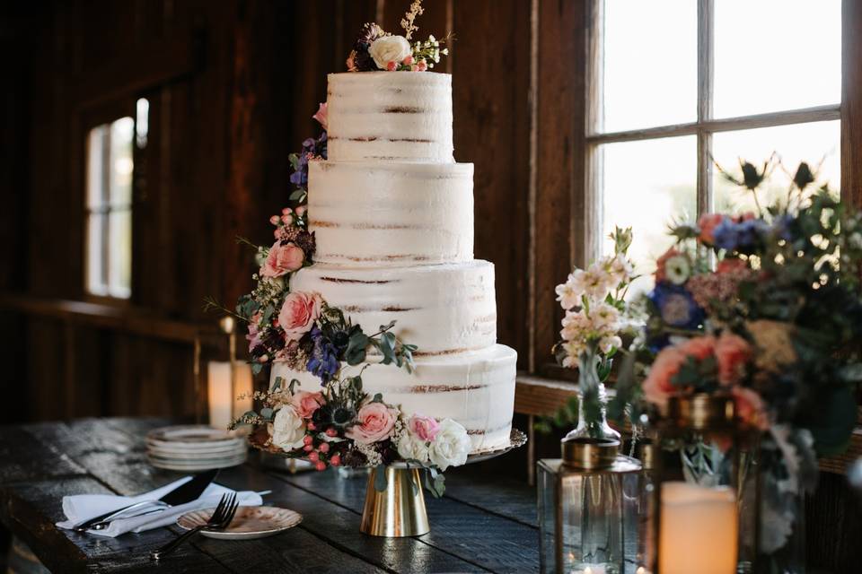 Wedding Cake Blooms