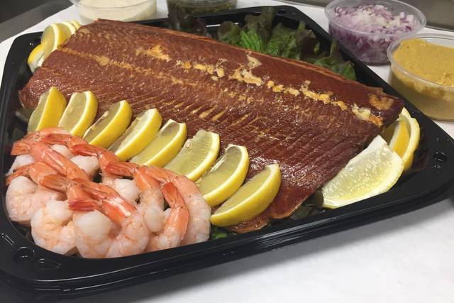 Von Hanson's CateringSmoked Salmon and Shrimp Platters