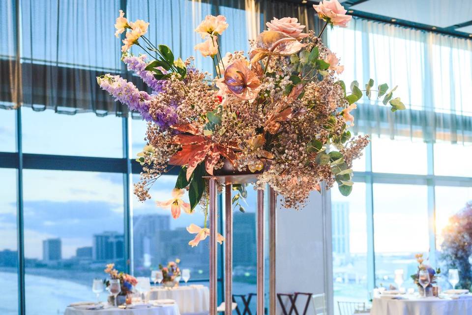 Elevated centerpiece