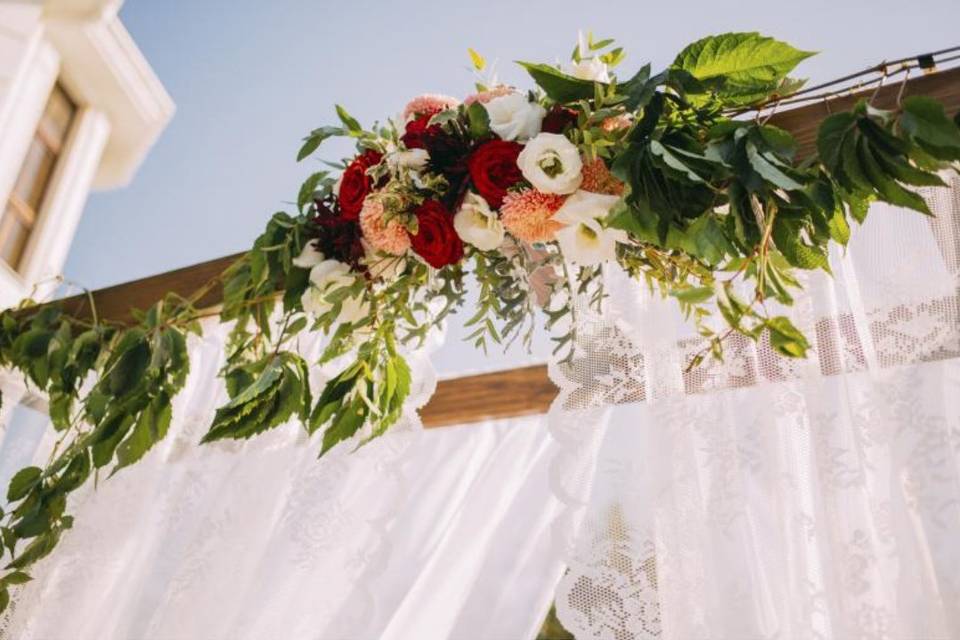 Elegant Decor