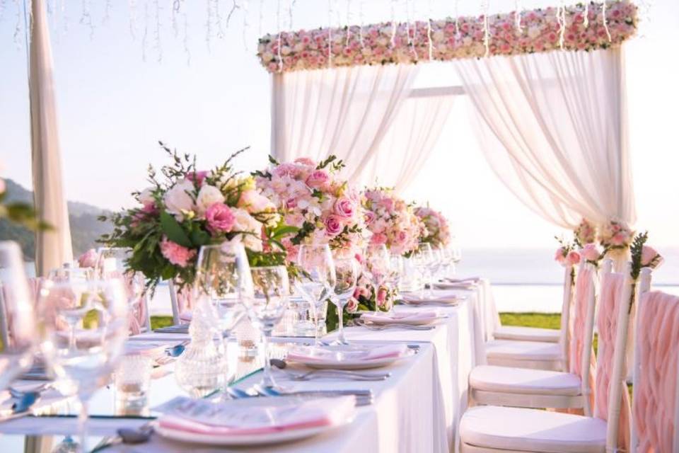 Modern Tablescape