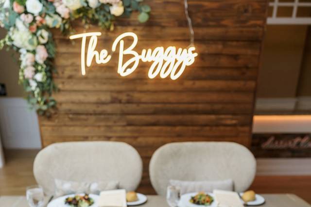 Sweetheart table