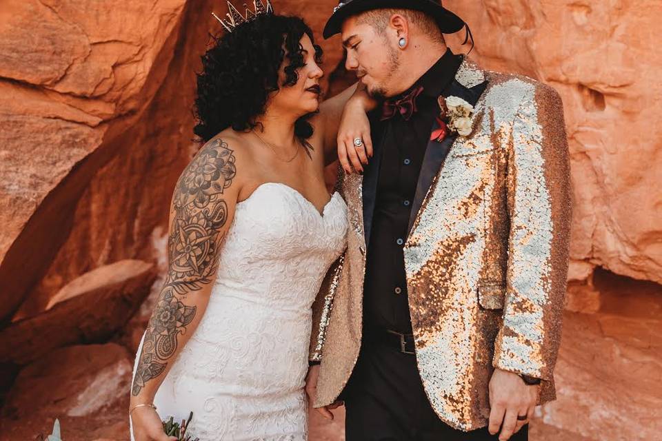 Edgy Valley of Fire elopement