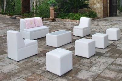 Outdoor lounge seats