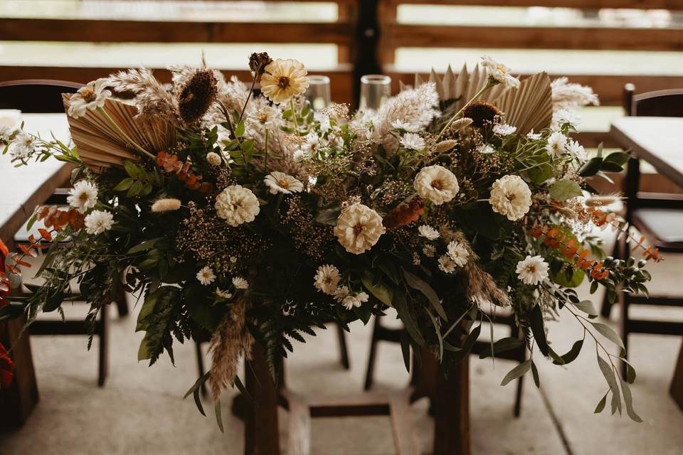 Sweetheart table