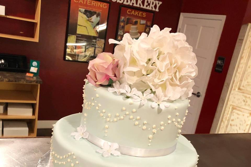 Gustitos Bakery wedding cake