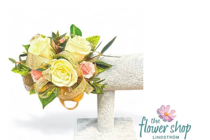 Corsage & Boutonniere