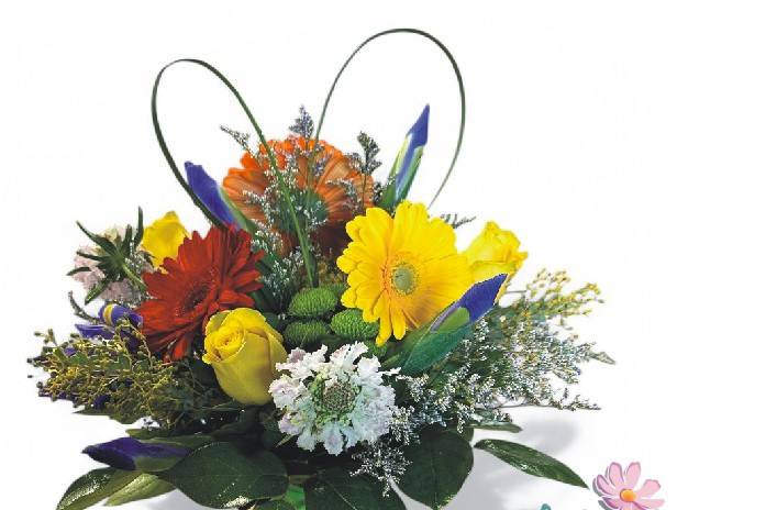 Gift table arrangement