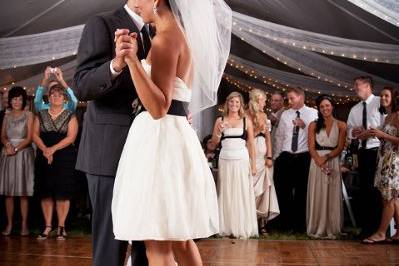 A wonderful night reception under a tent on the shore of Lake Superior. Lit only by Christmas lights and candles, PhotoBS was able to capture incredible images using our on-site studio lighting.