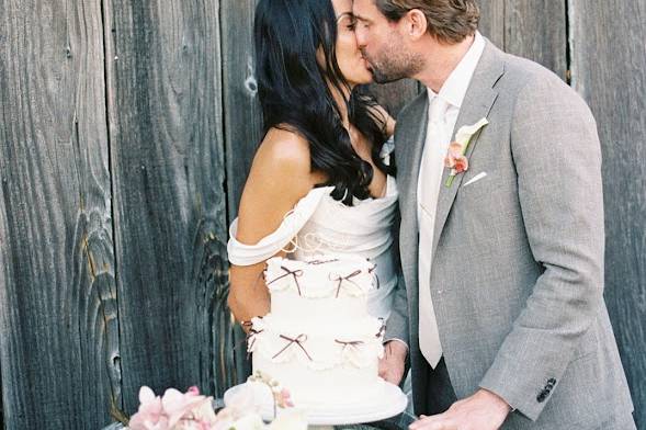 Cake cutting