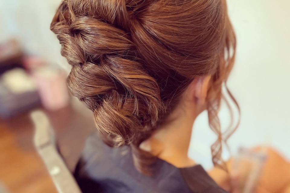 Wedding_Hair_by_MoMoRad