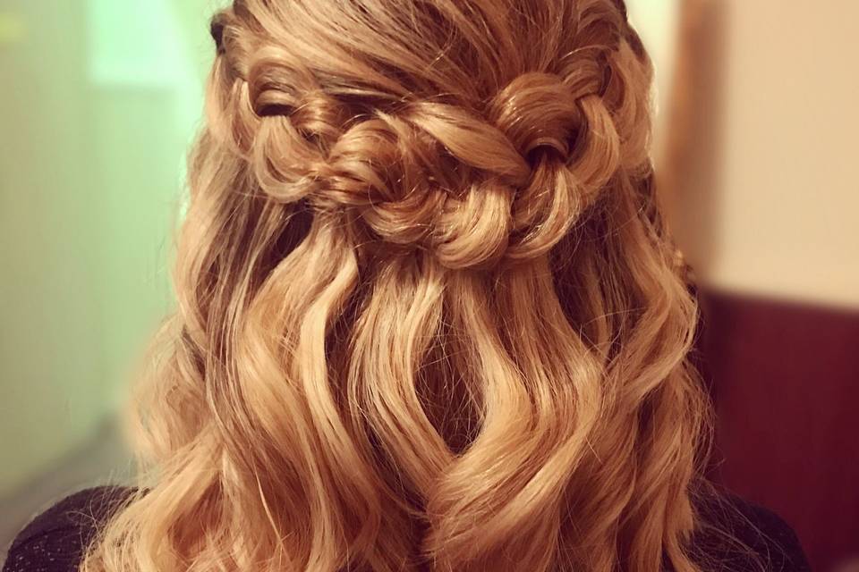 Wedding Hair by Mollie Monthie Radden