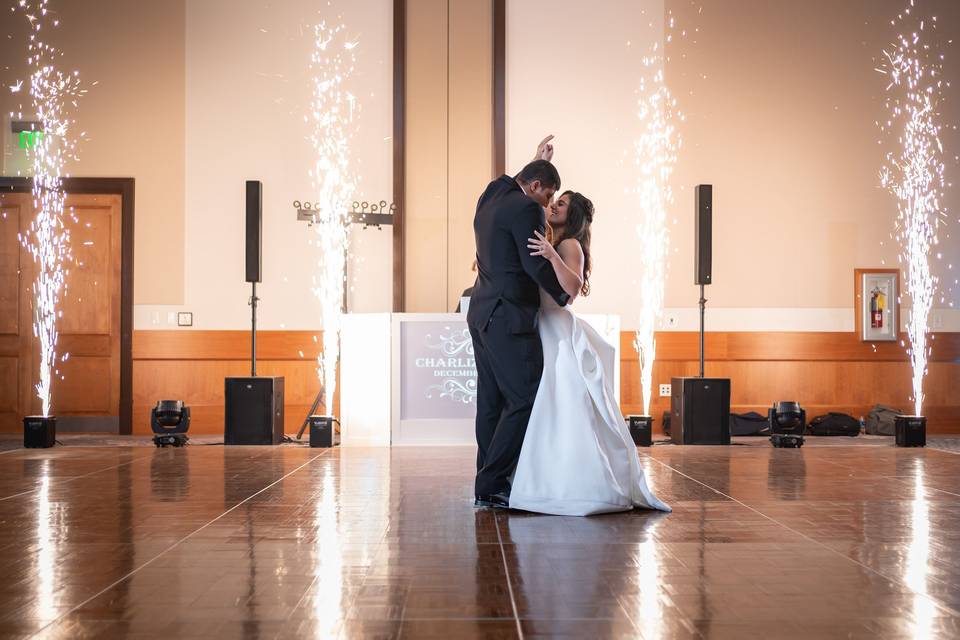 Cold sparkler first dance