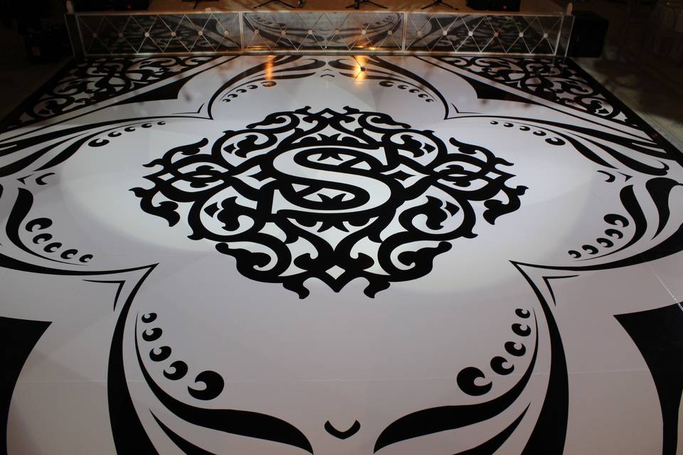 Black & White Dancefloor wrap