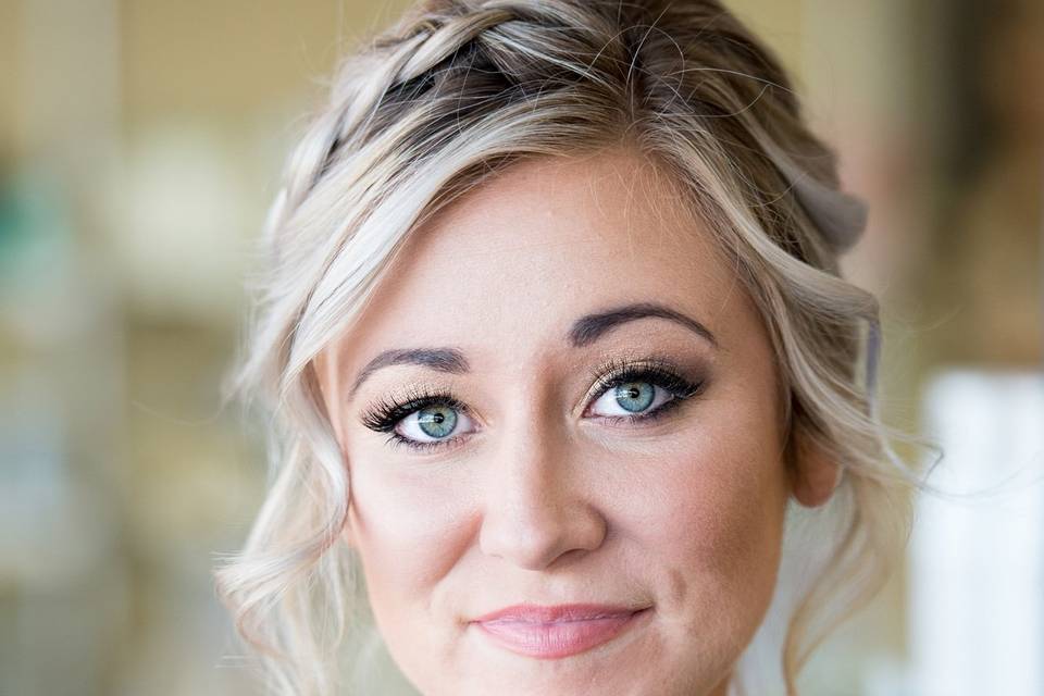 The 10 Best Wedding Hair & Makeup Artists in York, ME - WeddingWire