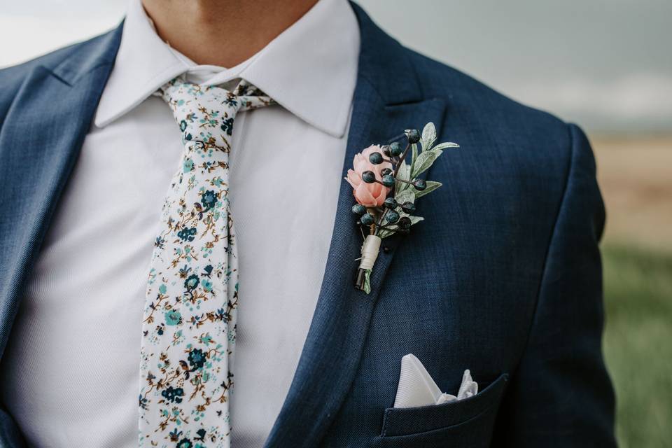 Groom's boutonniere