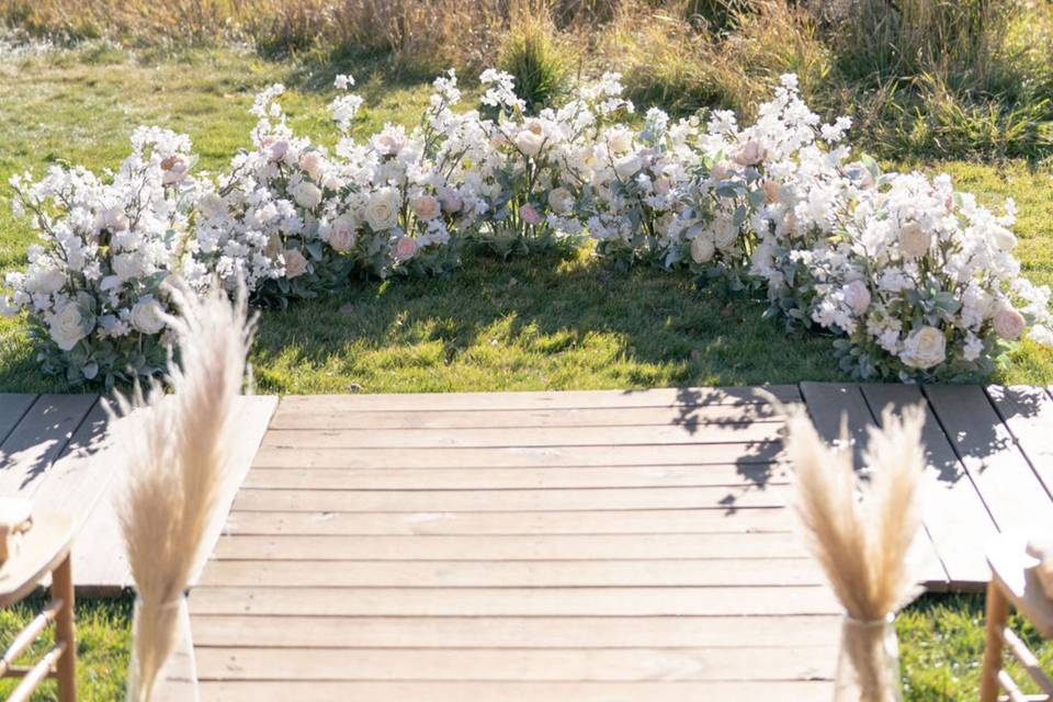 Ground/Meadow arch