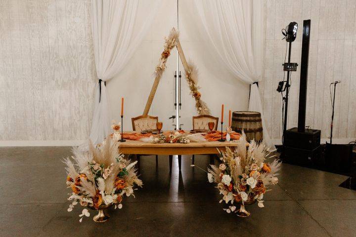 Boho Sweetheart Table