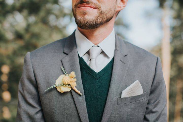 Aspen leaf boutonniere