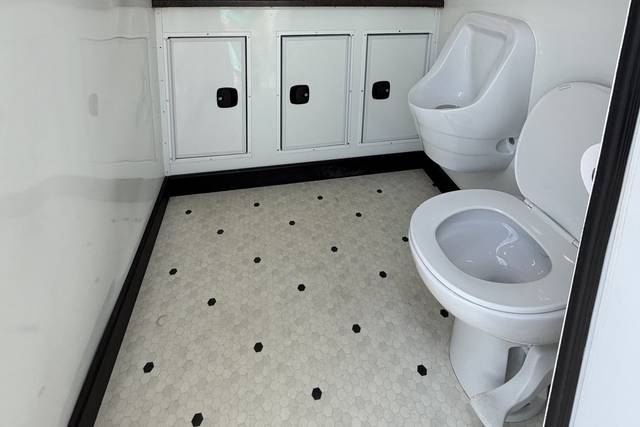 12. Interior 2 Stall OG.jpg