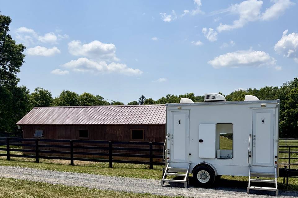 11. Luxury 2 stall wedding trailer .jpg