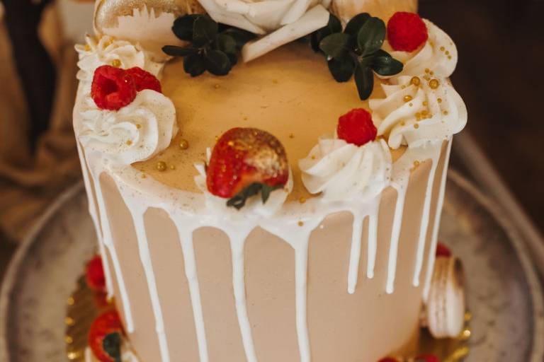 Wedding cake (SisterMySister)
