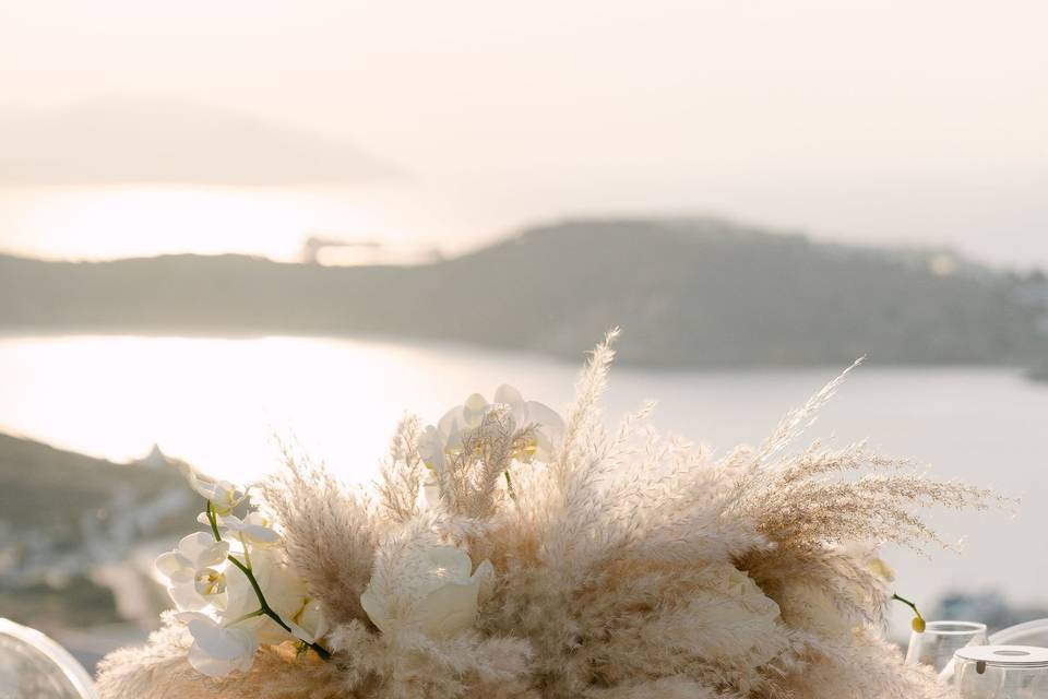 An Ios island wedding decorati