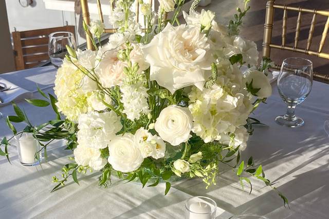 White roses