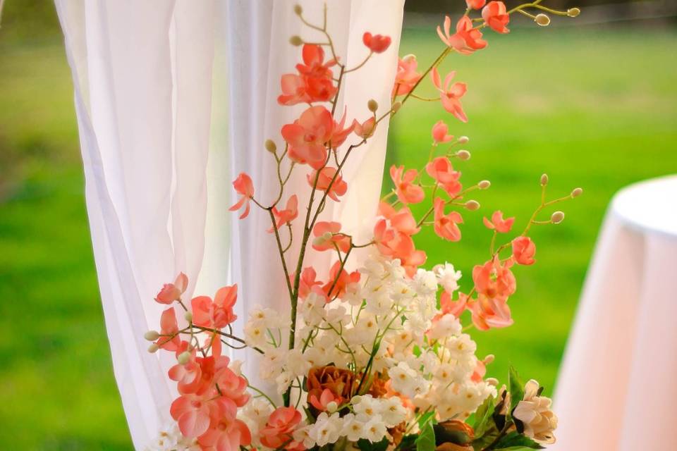 Tent leg draping