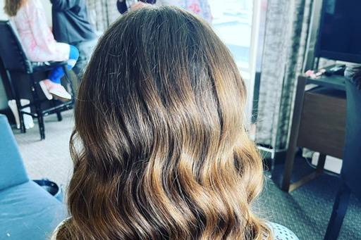 Hollywood glam waves