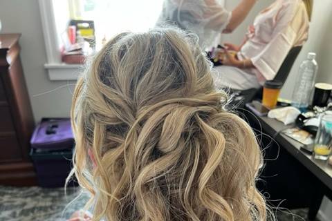 Boho-chic bridal hair