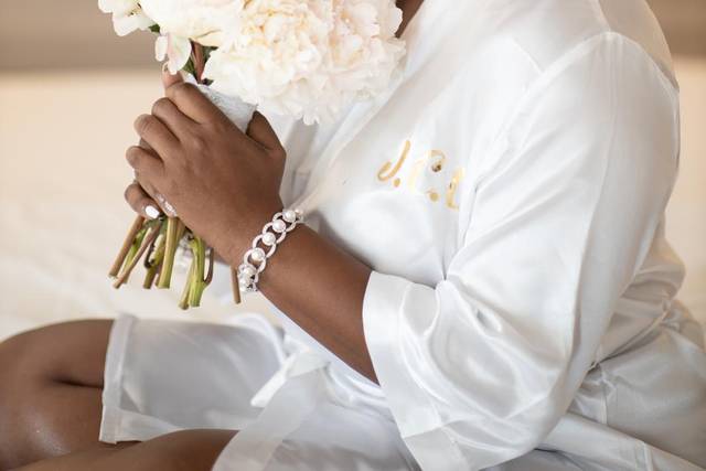 Bridal hair and makeup