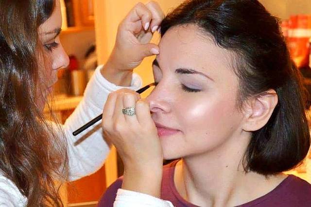 THE WESTCHESTER BRIDESMAID!Soft Mauve's and Purple's, Light Smokey Eye, Contour/Highlight, Brow Shaping, Matte Lips.