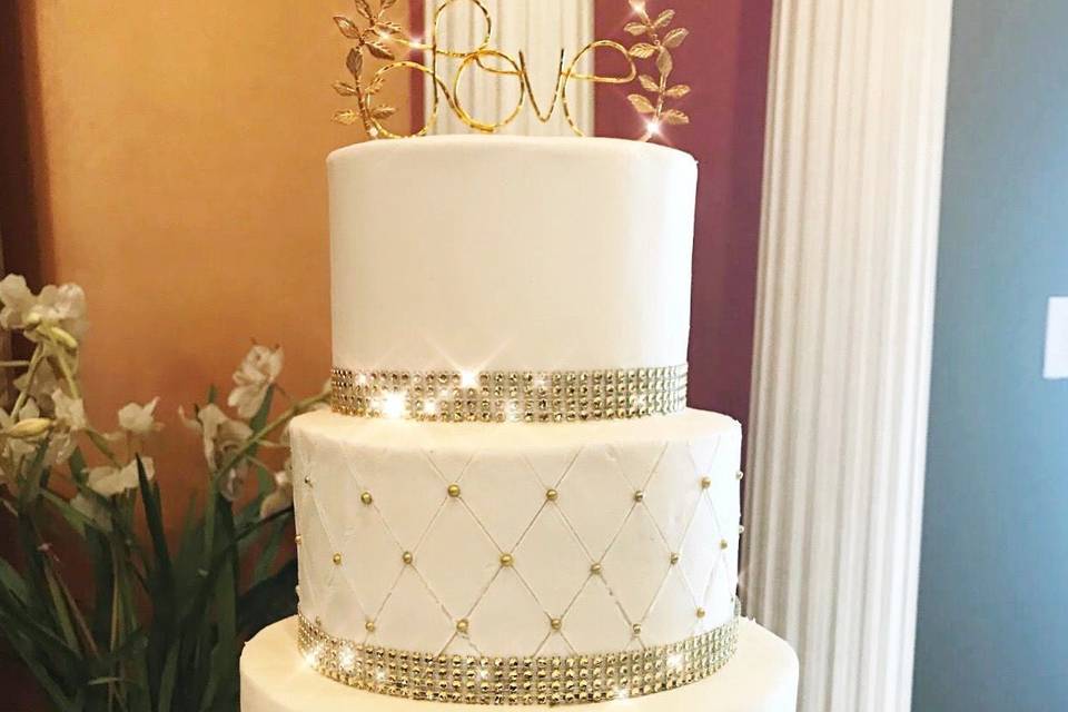 Wedding cake with gold bits