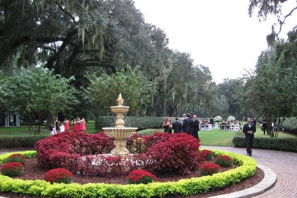 Ceremony on the front lawn at The Main House.