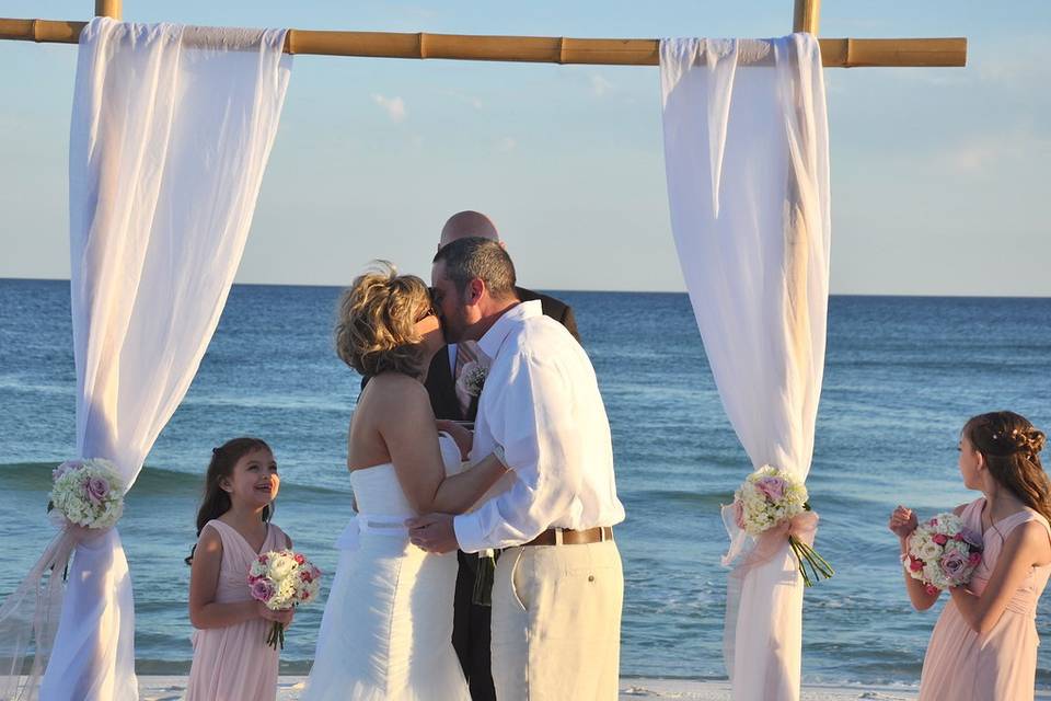 Emerald Beach Weddings & Events