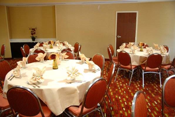 Table with centerpiece