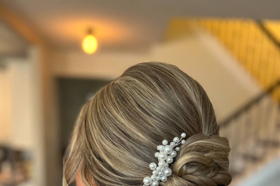 Https://themakeupteam.us