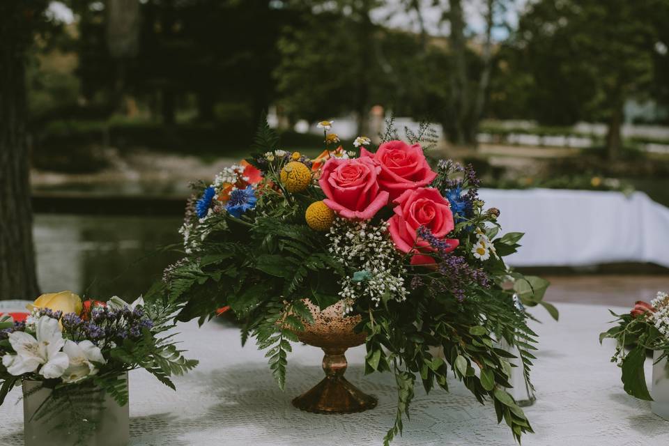 Bright & Lovely Centerpieces