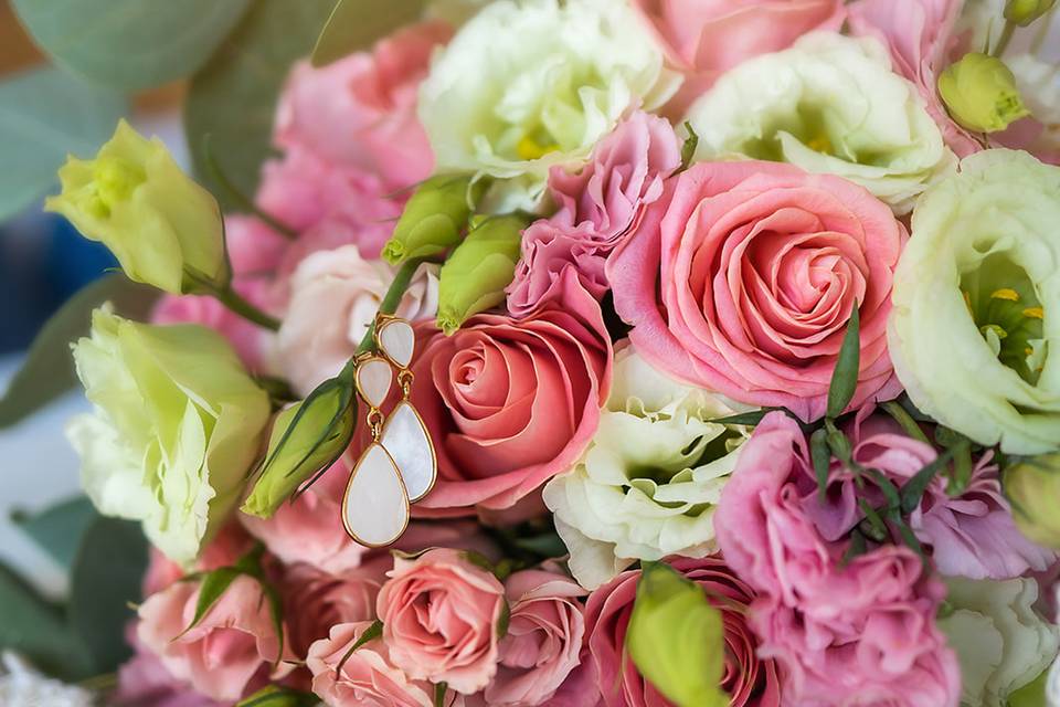 Custom Flower Arrangements